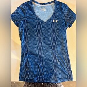 Under Armour Women's Short Sleeve Blue Tee